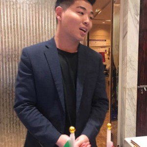 招聘文案比亚迪（比亚迪诚聘英才：共创未来，你我有约）