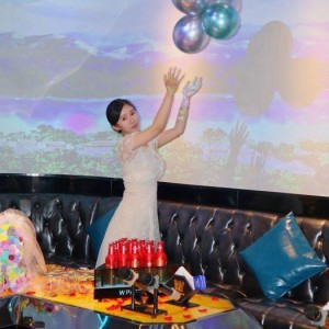 杭州桐庐县凤川街道附近酒吧招聘点歌公主,有学历要求吗？