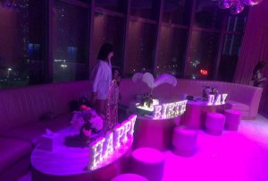 杭州哪里夜场ktv招聘商务迎宾,90后上可以做夜场招聘_